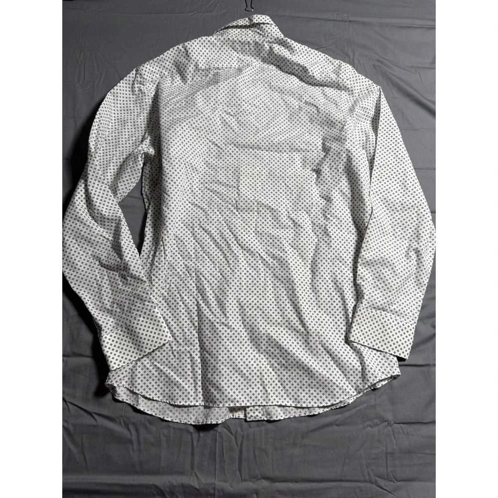 Banana Republic Button Down Mens Large White Non-Iron Standard Fit Geometric